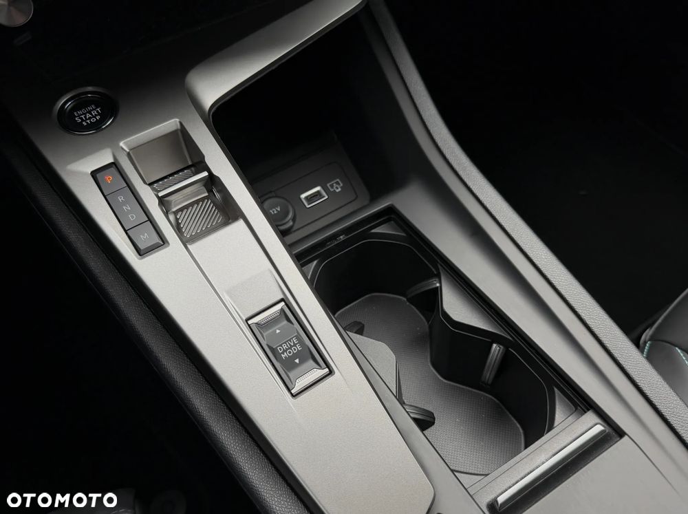 Peugeot 408 1.2 PureTech mHEV Allure S&S e-DSC6 - 12