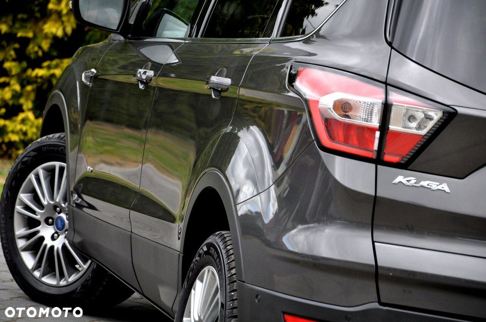 Ford Kuga - 23