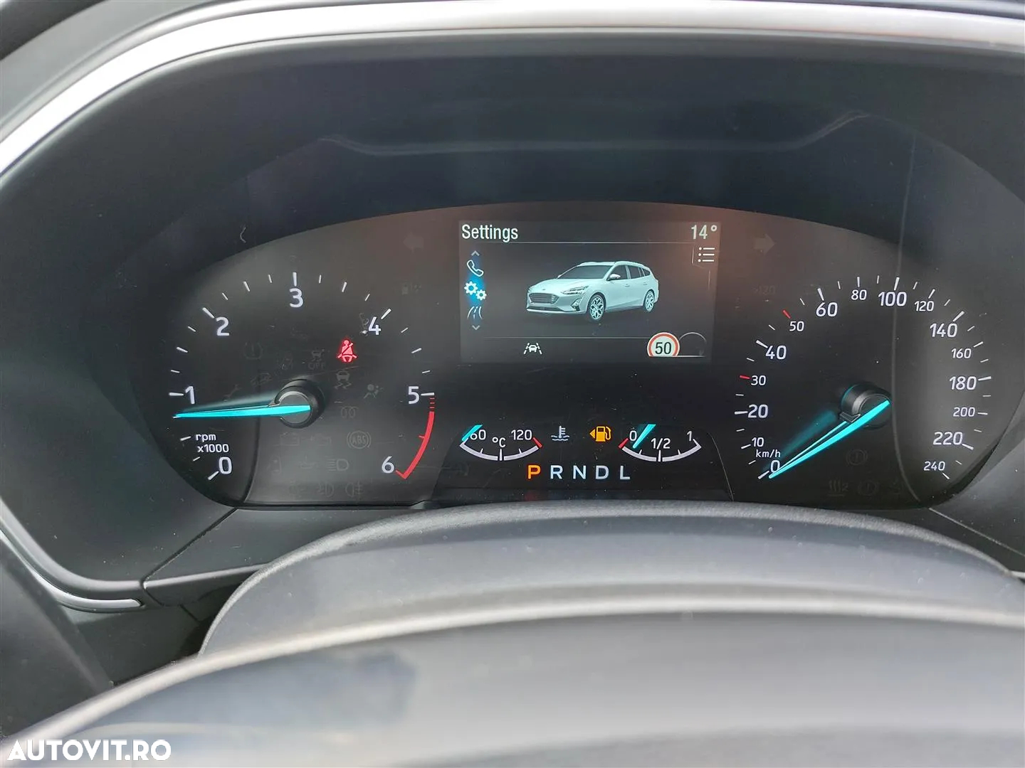 Ford Focus Turnier 1.5 EcoBlue Start-Stopp-System Aut. ACTIVE - 13