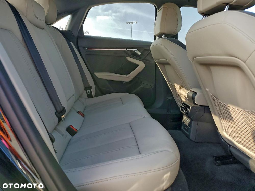 Audi A3 Limousine 40 TFSI quattro S tronic advanced - 9