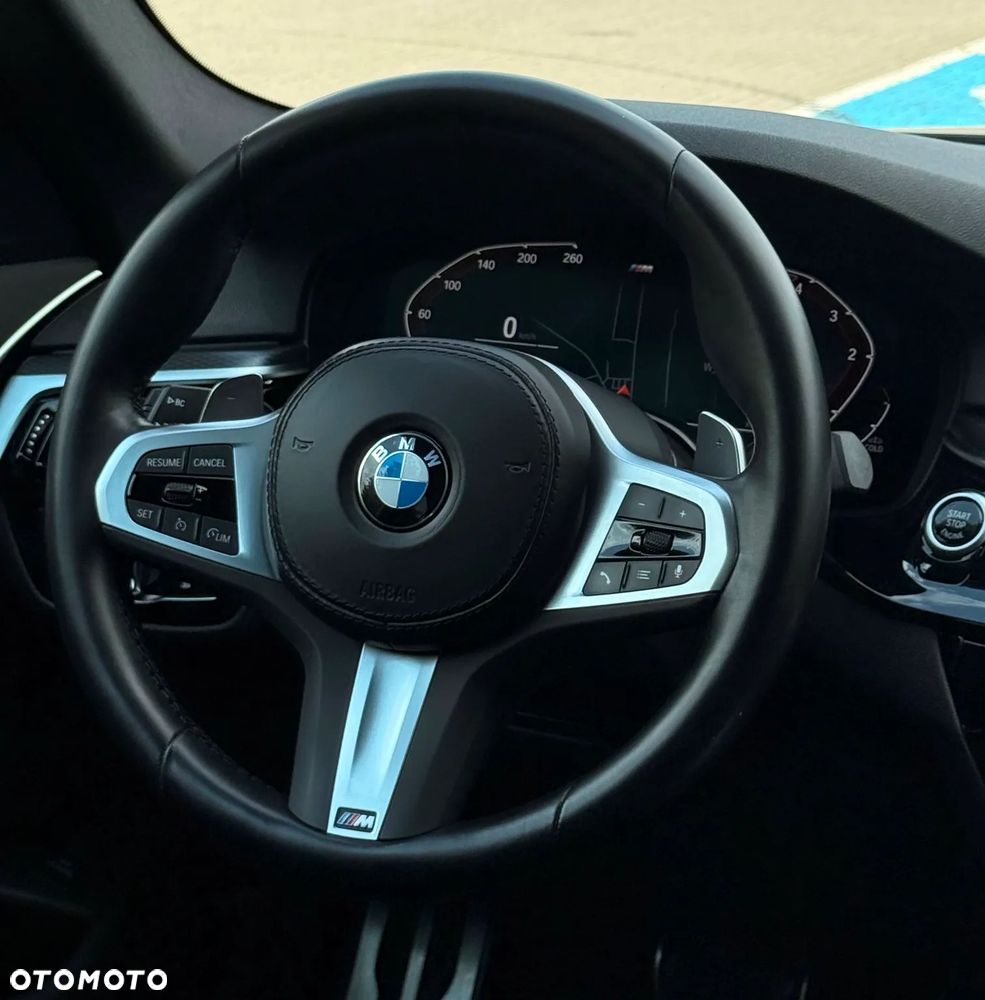 BMW Seria 5 520d xDrive MHEV M Sport sport - 24