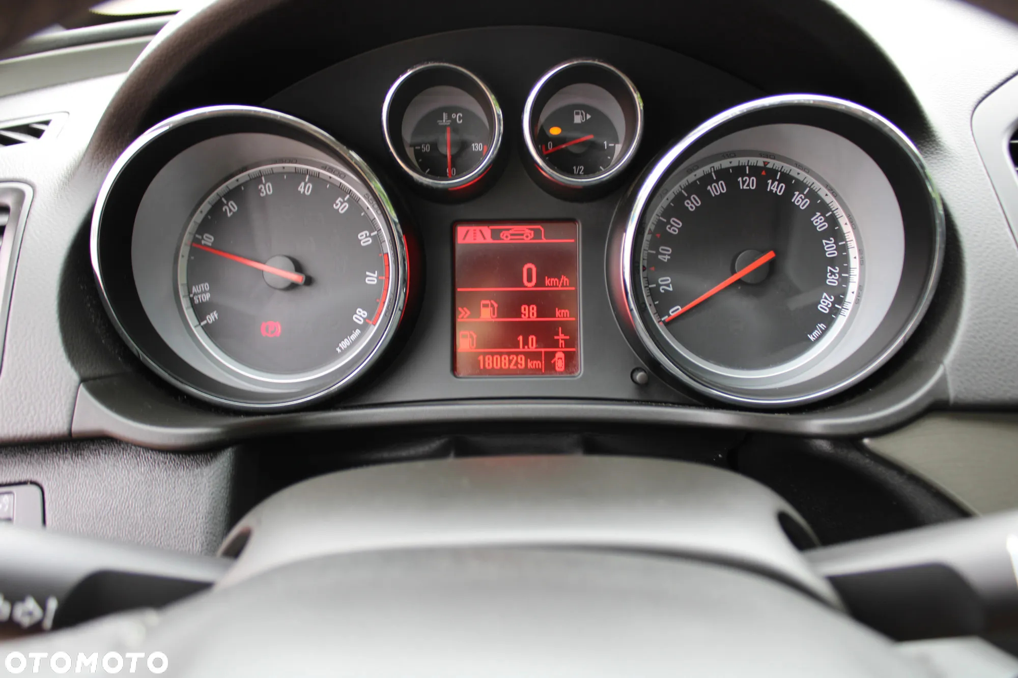 Opel Insignia - 31