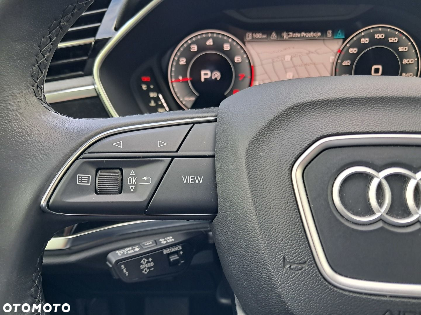 Audi Q3 - 18
