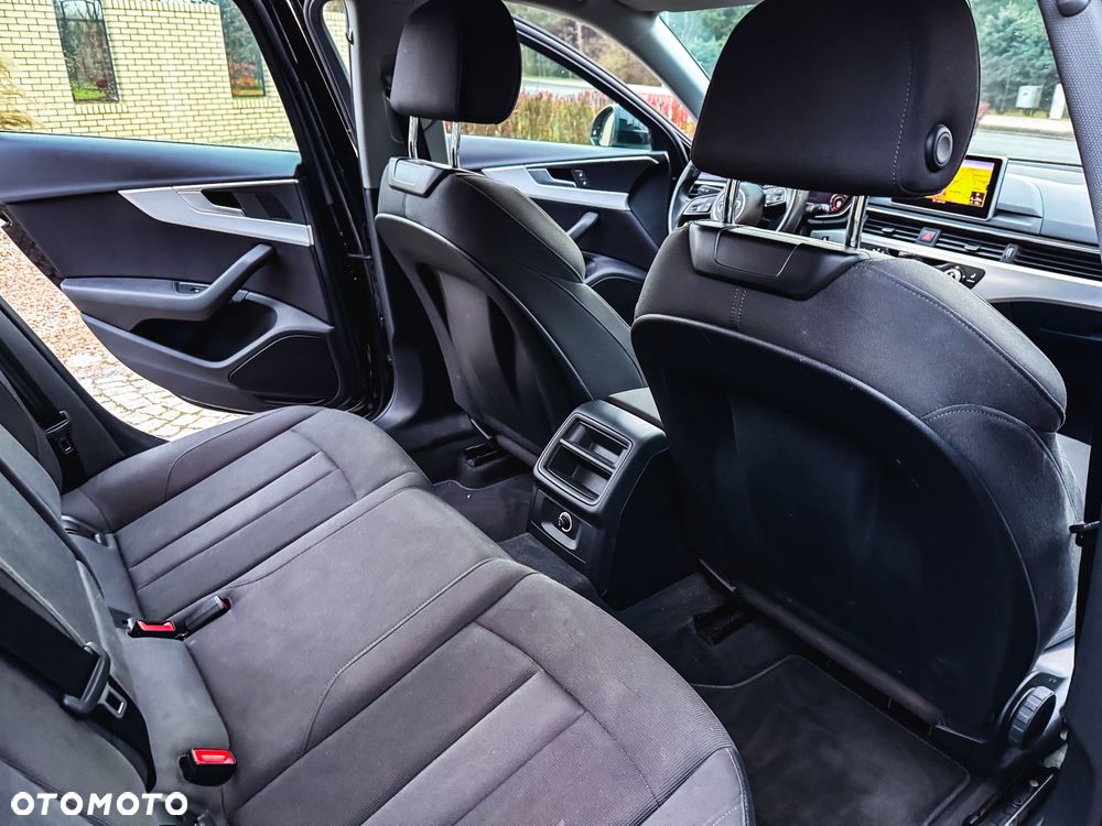 Audi A4 Avant 2.0 TFSI ultra S tronic design - 29