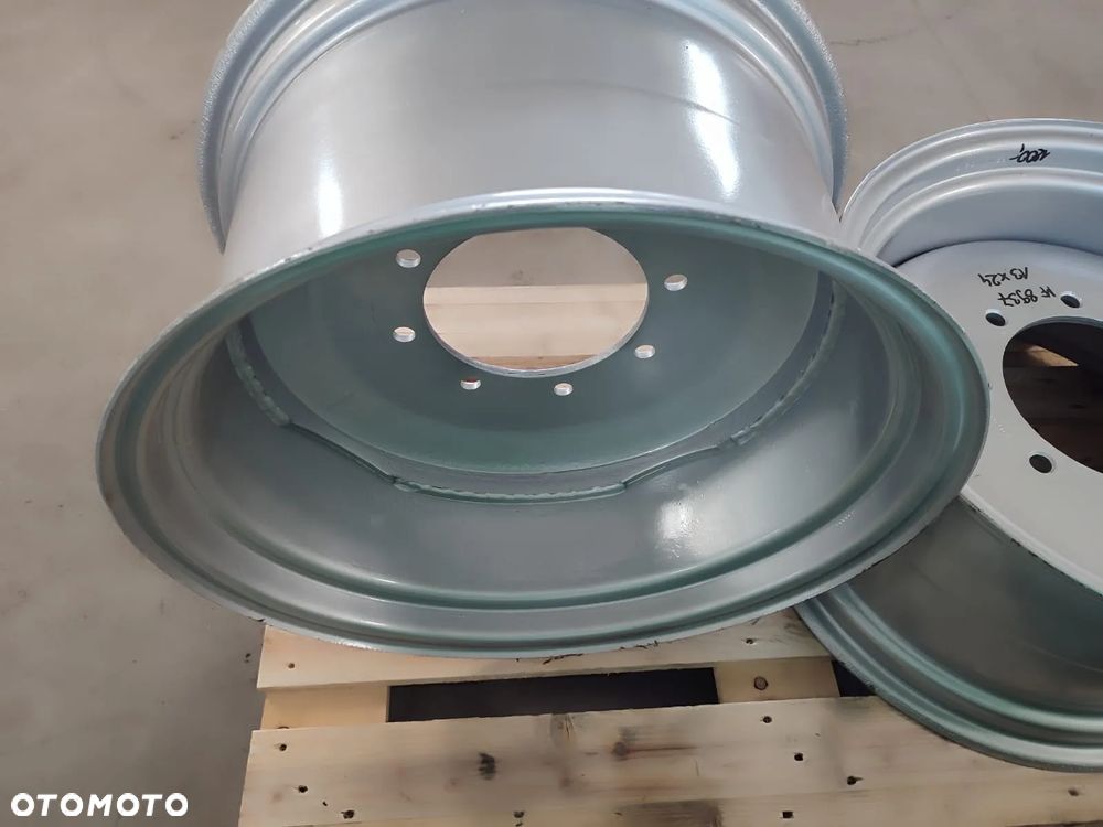 Felga 13x24 MASSEY FERGUSON 8937 - 11