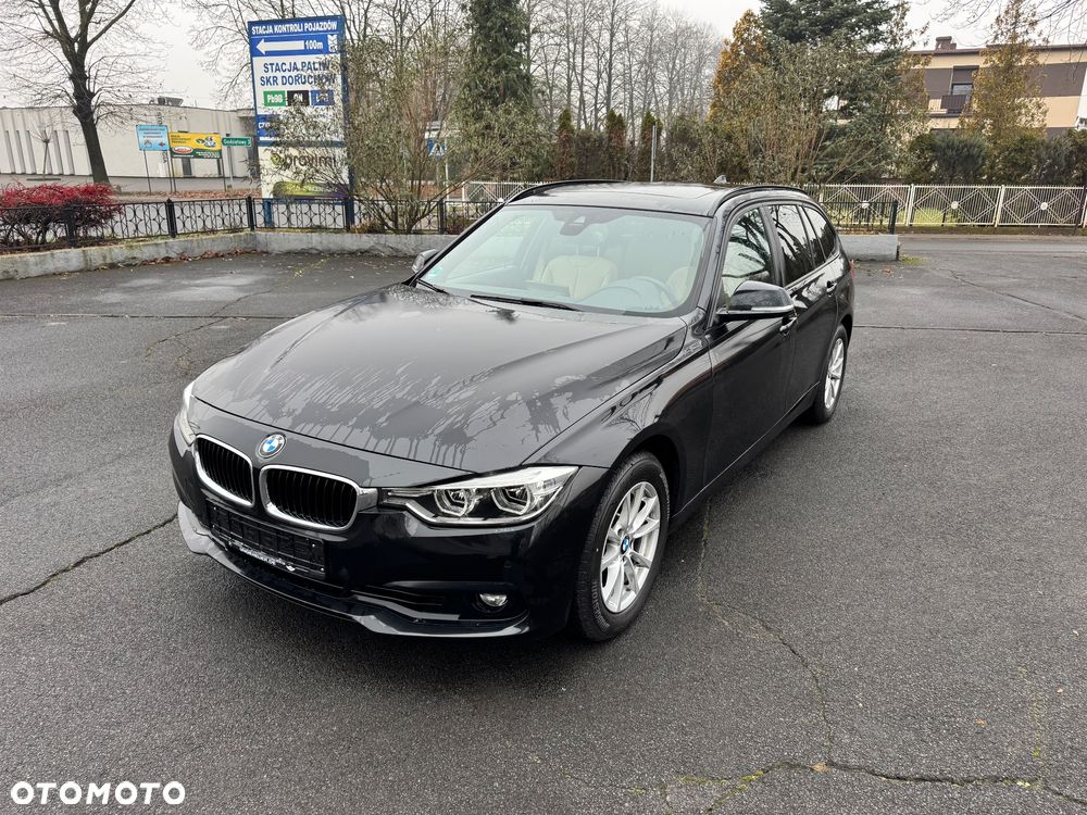 BMW Seria 3 320i Luxury Line - 3