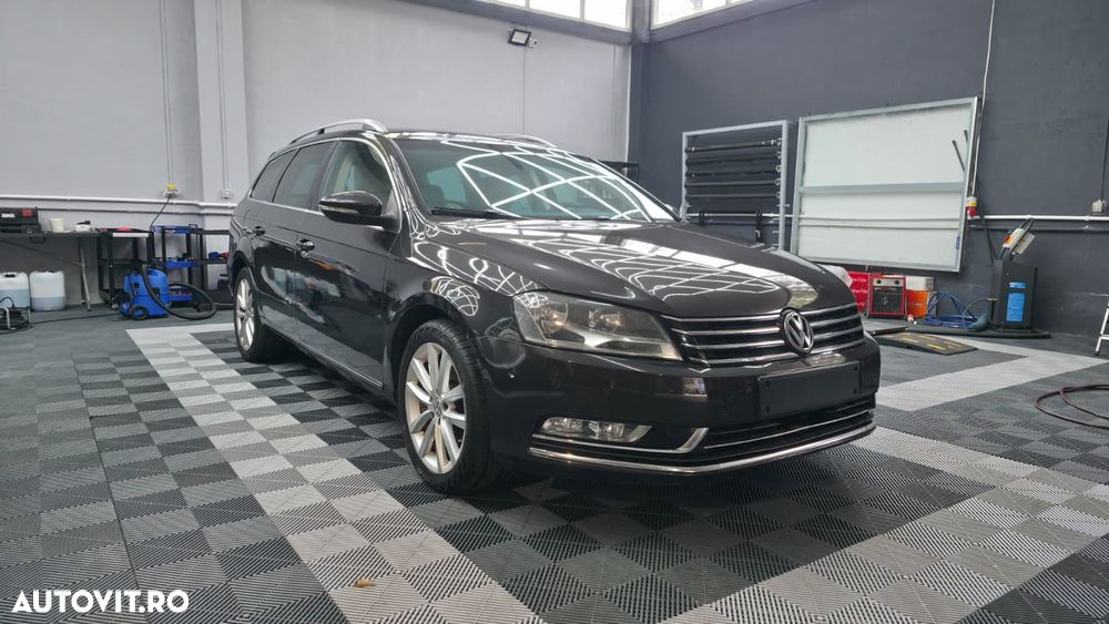 Volkswagen Passat 2.0 TDI 4Motion BlueMotion Technology Highline - 3