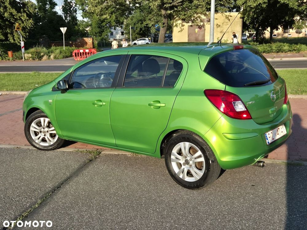 Opel Corsa 1.4 16V Color Edition - 5