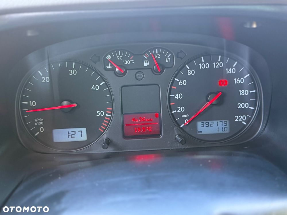Volkswagen Multivan - 8