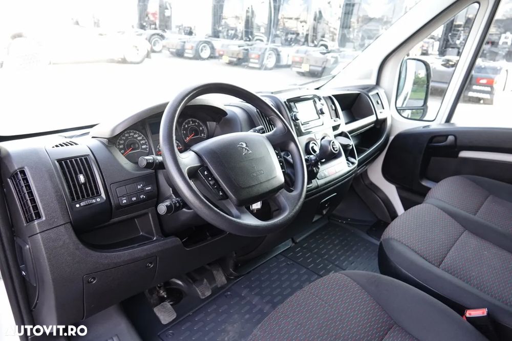 Iveco BOXER / 2.2 - 120 CP / L3H3 / AUTOUTILIZATOR DIN TABLĂ / 2022 / MANUAL / IMPORTAT - 27