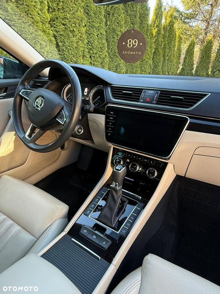 Skoda Superb 2.0 TDI 4x4 L&K DSG - 18
