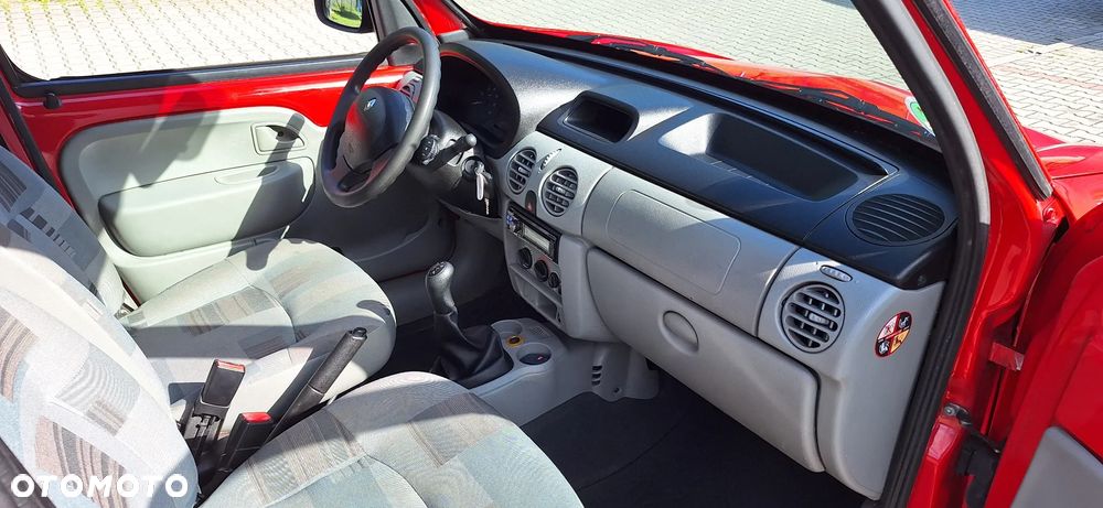 Renault Kangoo dCi 70 Authentique - 10