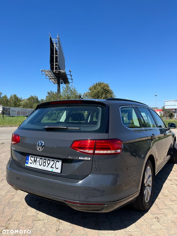 Volkswagen Passat 2.0 TDI (BlueMotion Technology) DSG Comfortline - 5