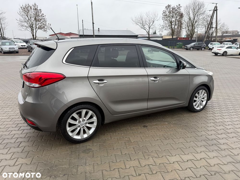 Kia Carens 1.7 CRDi 115 Dream-Team Edition - 11