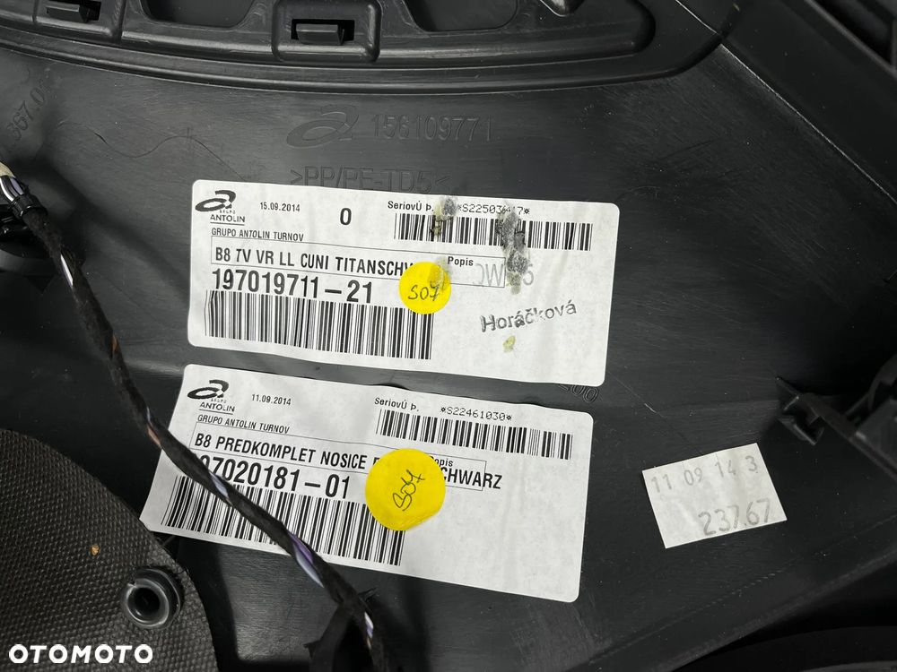 VW Passat B8 Boczek drzwi prawy przód 3G1867012 3G1971558B - 8