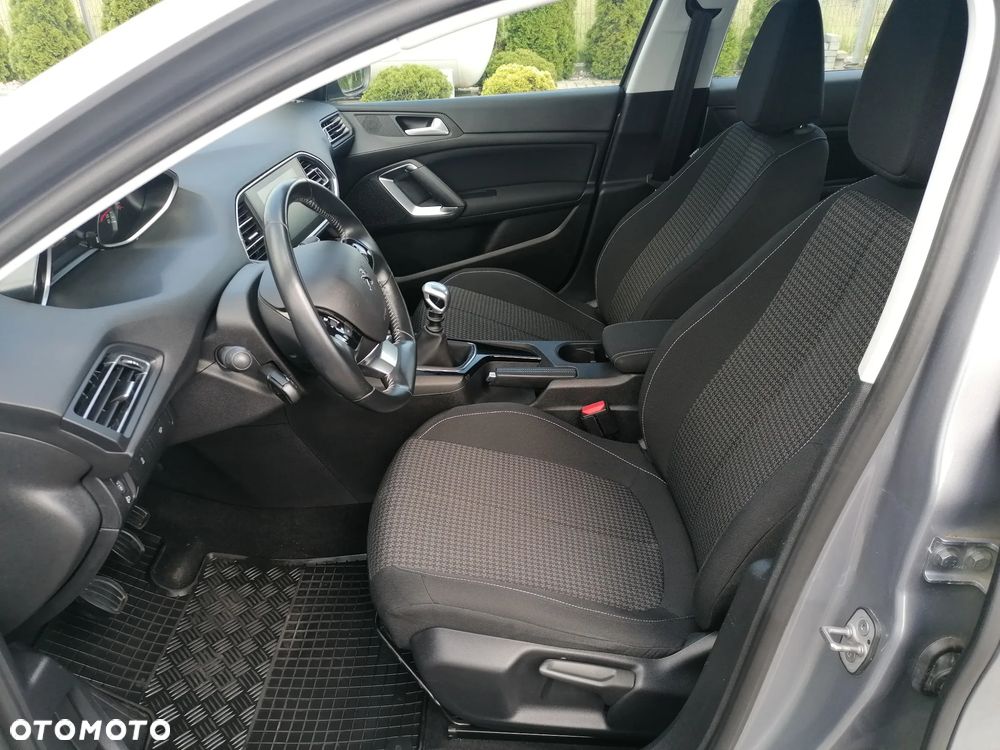 Peugeot 308 1.5 BlueHDi Active S&S - 11