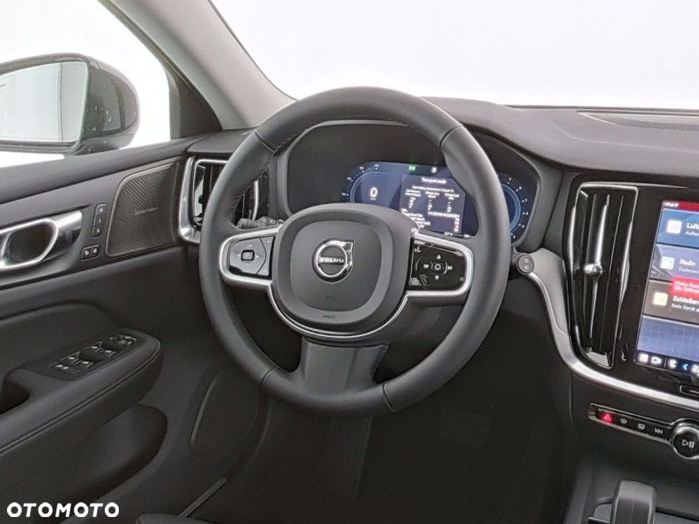 Volvo V60 B4 B DKG Plus Dark - 14