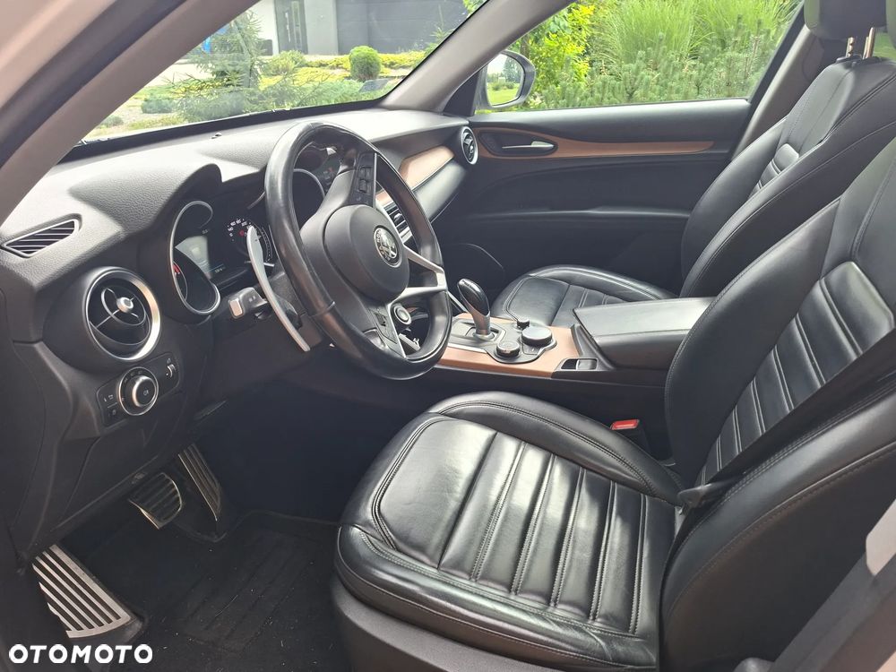 Alfa Romeo Stelvio 2.0 Turbo First Edition Q4 - 11