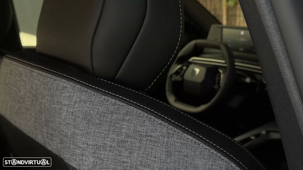 Peugeot 5008 1.2 Hybrid Allure e-DCS6 - 13