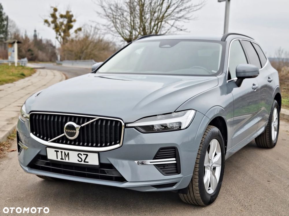 Volvo XC 60 B4 D AWD Geartronic Momentum Pro - 9