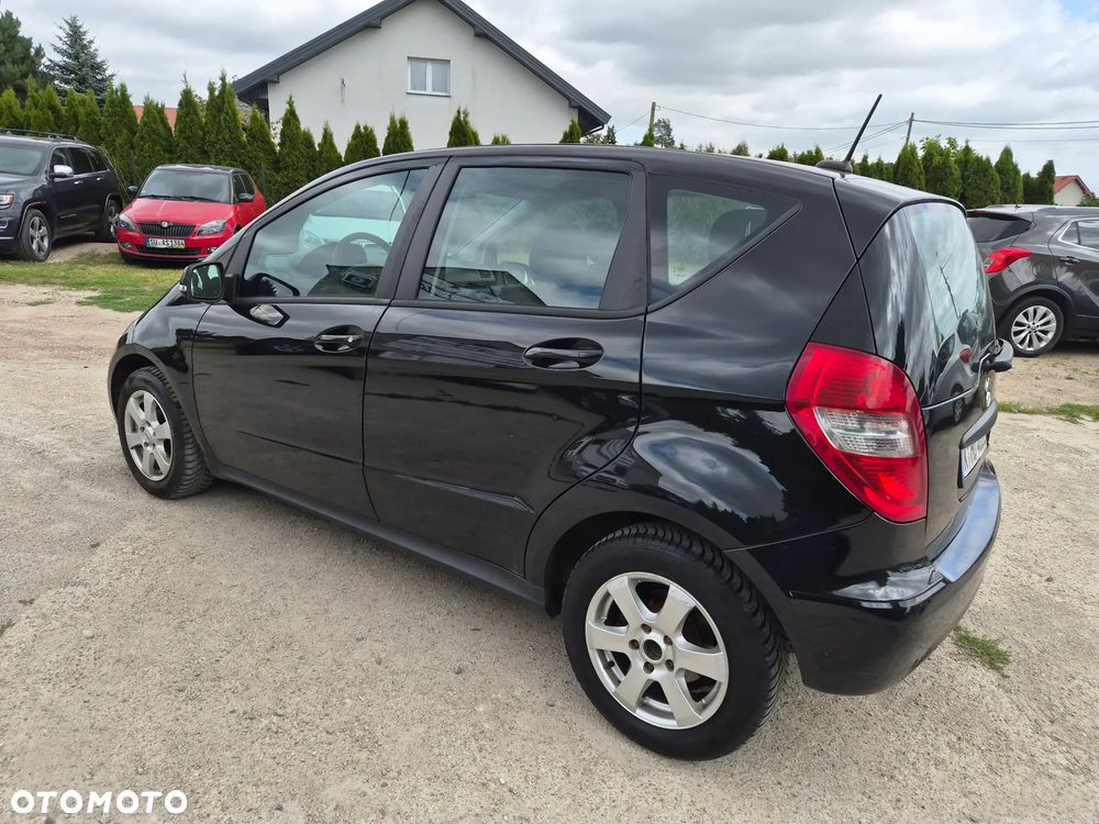 Mercedes-Benz Klasa A 160 BlueEFFICIENCY Elegance Special Edition - 12