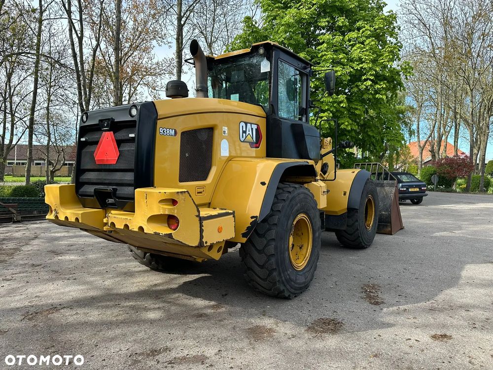 Caterpillar 938M - 3