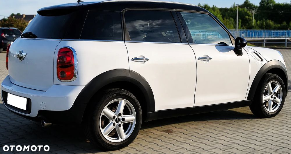 MINI Cooper 50 Camden - 3