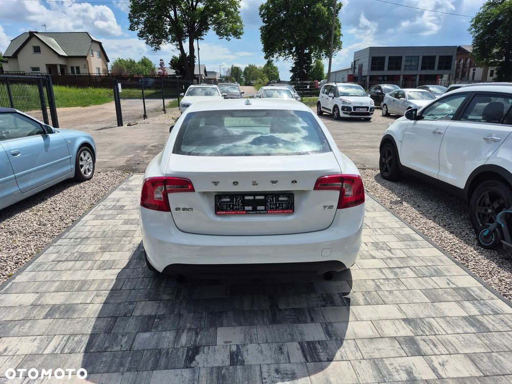 Volvo S60 T3 - 3