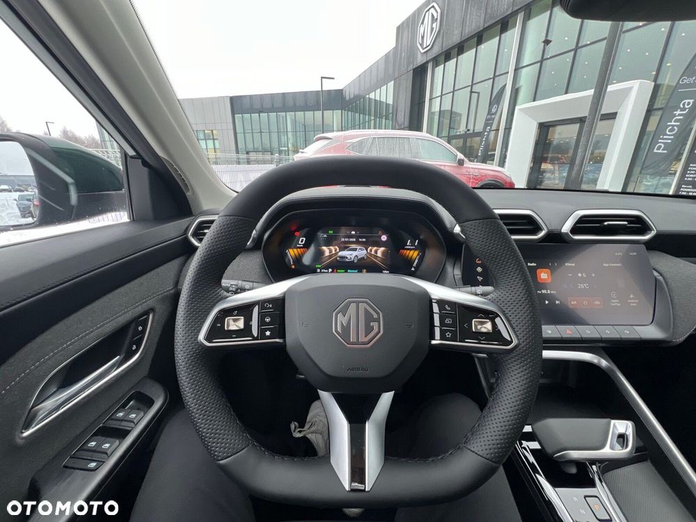 MG ZS Hybrid+ - 30