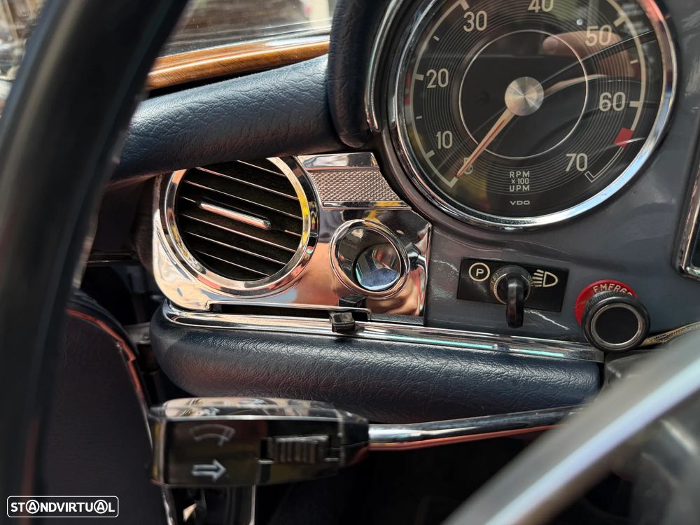 Mercedes-Benz SL 280 - 9