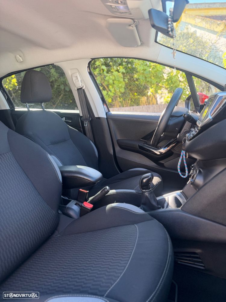 Peugeot 208 1.6 BlueHDi Active - 9