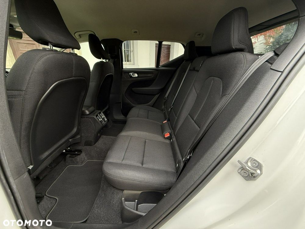Volvo XC 40 T4 Geartronic Momentum - 8