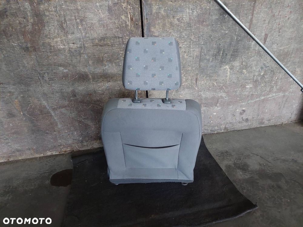 FOTEL LEWY PRZÓD HYUNDAI GETZ I - 3