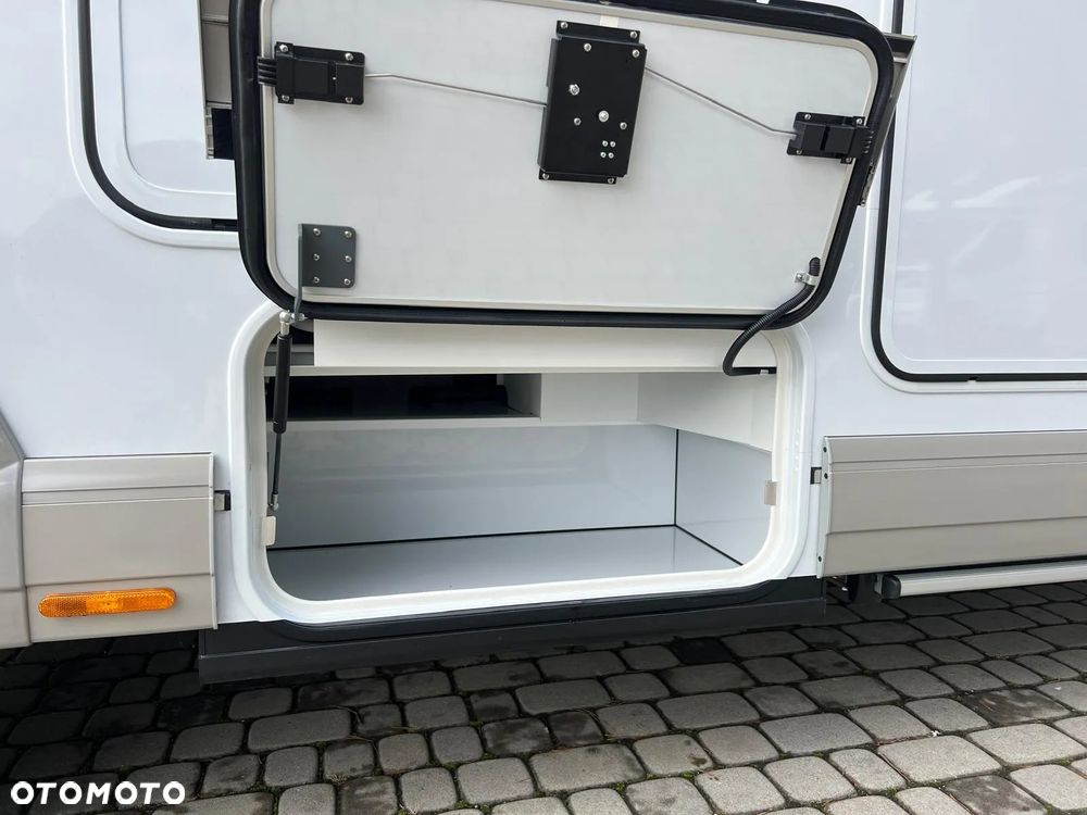 Carthago Chic C-Line I 4.9 LE Model 2026, Mercedes, Automat - 13