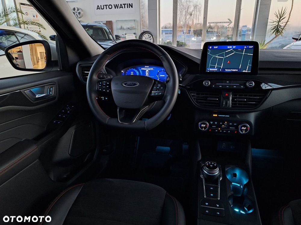 Ford Kuga 2.0 EcoBlue AWD ST-Line X - 25