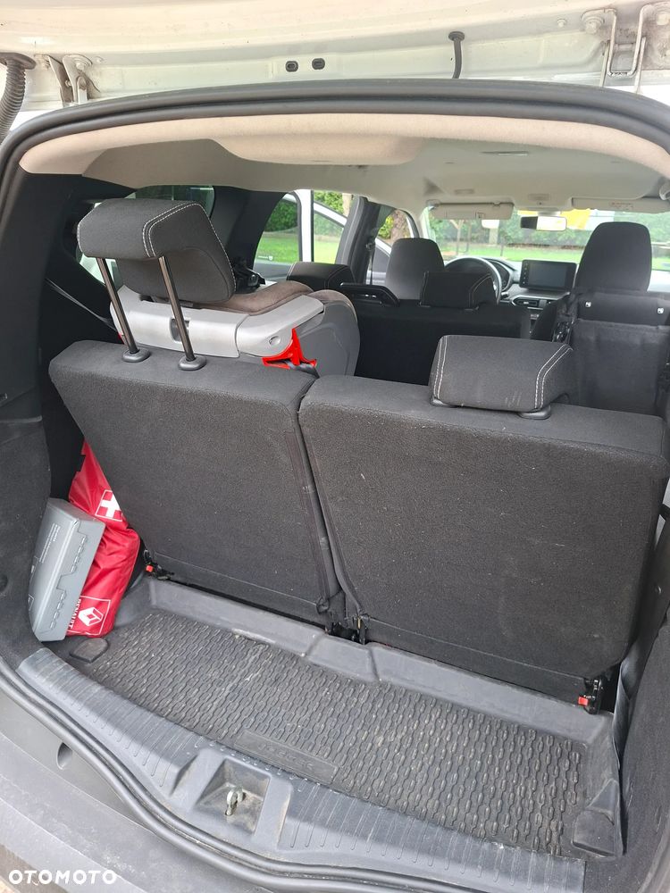 Dacia Jogger 1.0 TCe SL Extreme 7os - 11