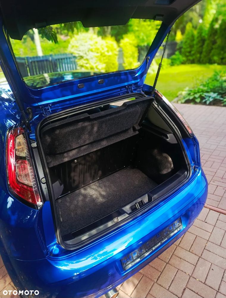 Fiat Grande Punto 1.4 16V Active - 26