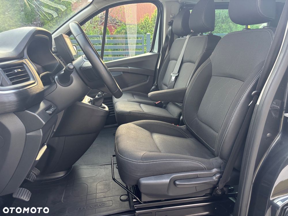 Renault Trafic - 19