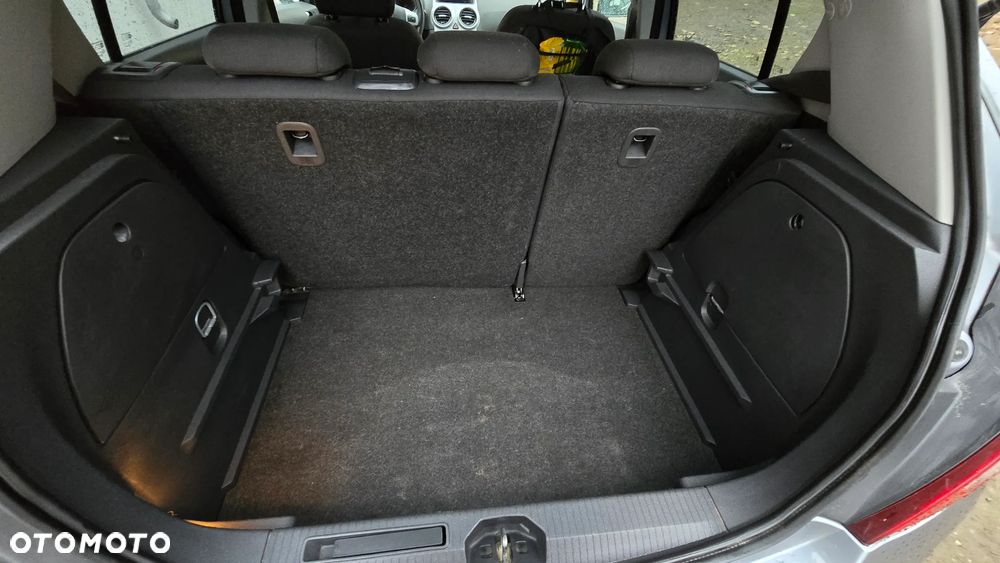 Opel Corsa 1.2 16V - 7