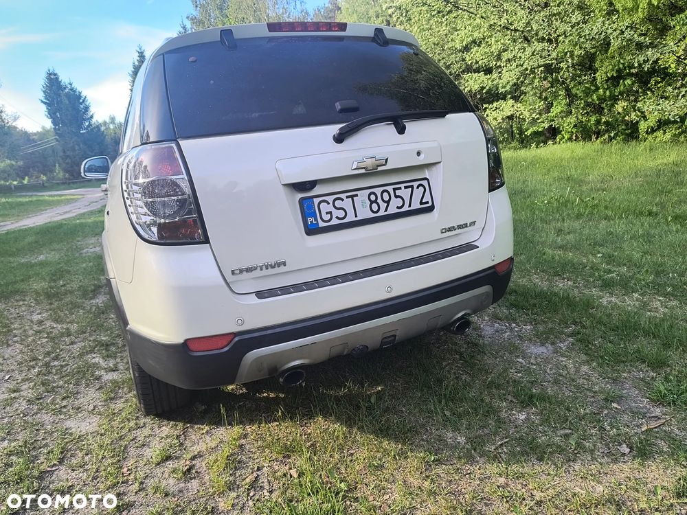 Chevrolet Captiva 2.2 D LTZ - 7