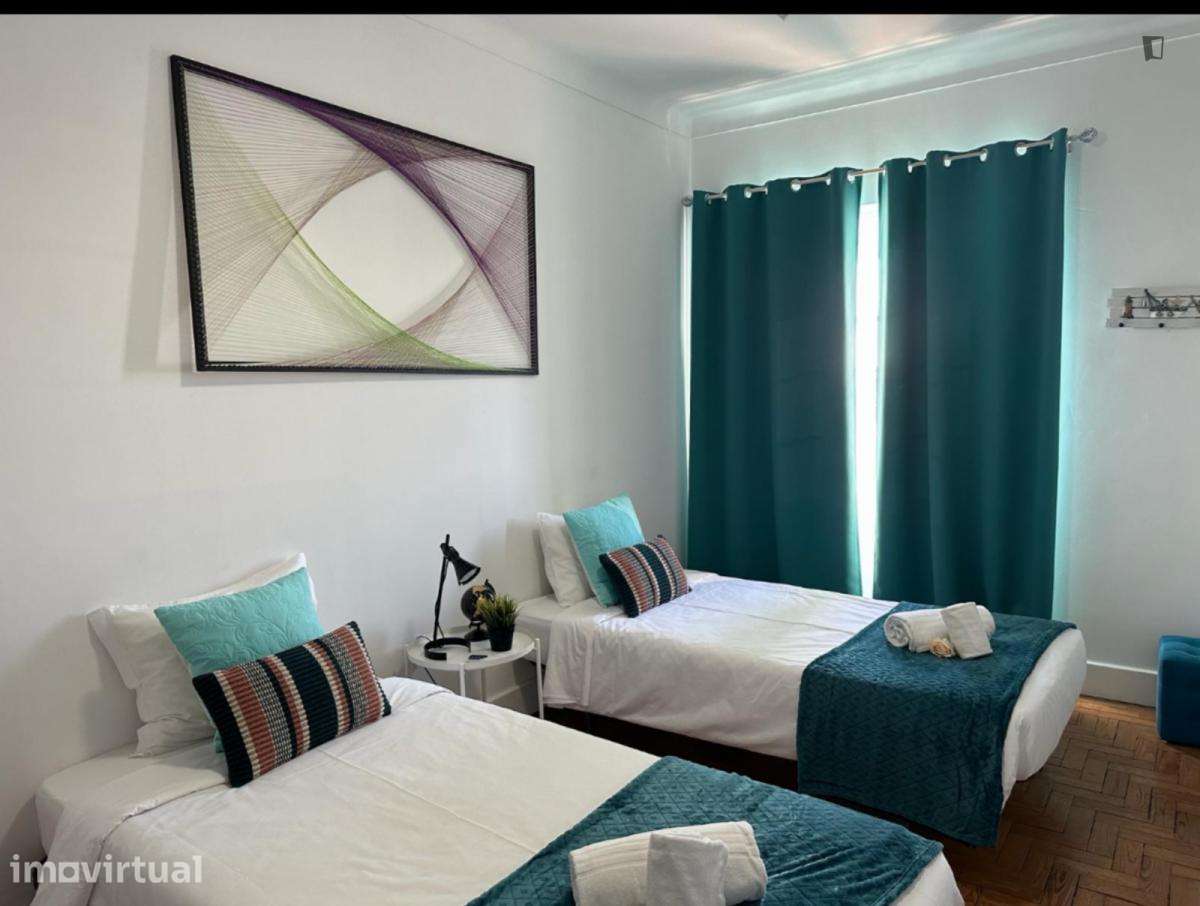 Quarto - localizado em Setubal - Grande imagem: 2/6