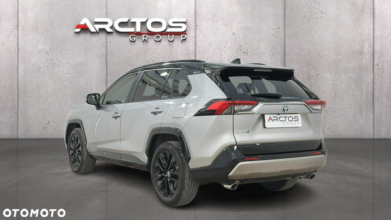 Toyota RAV4 - 3
