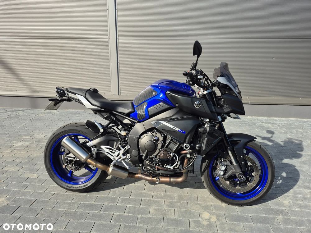 Yamaha MT - 24