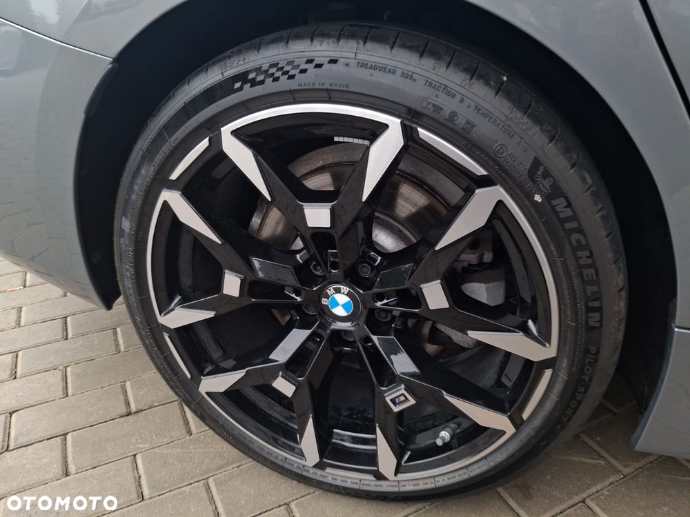 BMW Seria 3 330d xDrive mHEV M Sport sport - 13