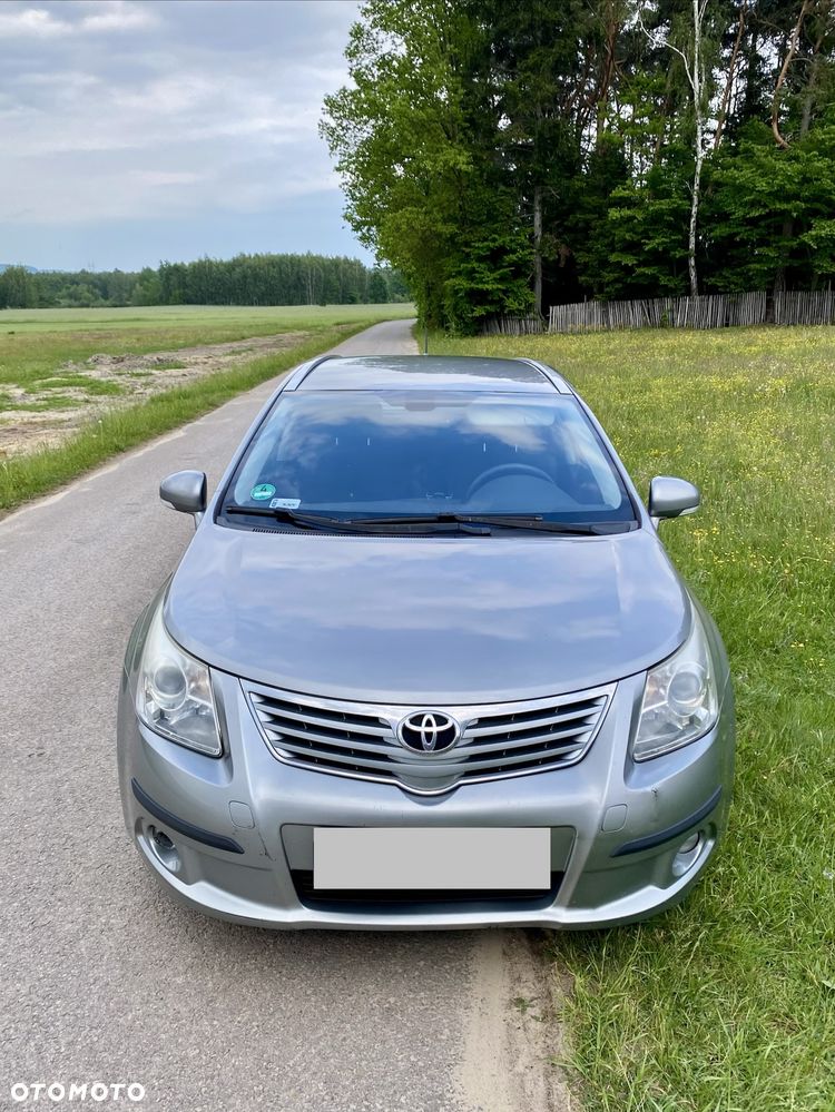 Toyota Avensis 1.8 Luna - 12