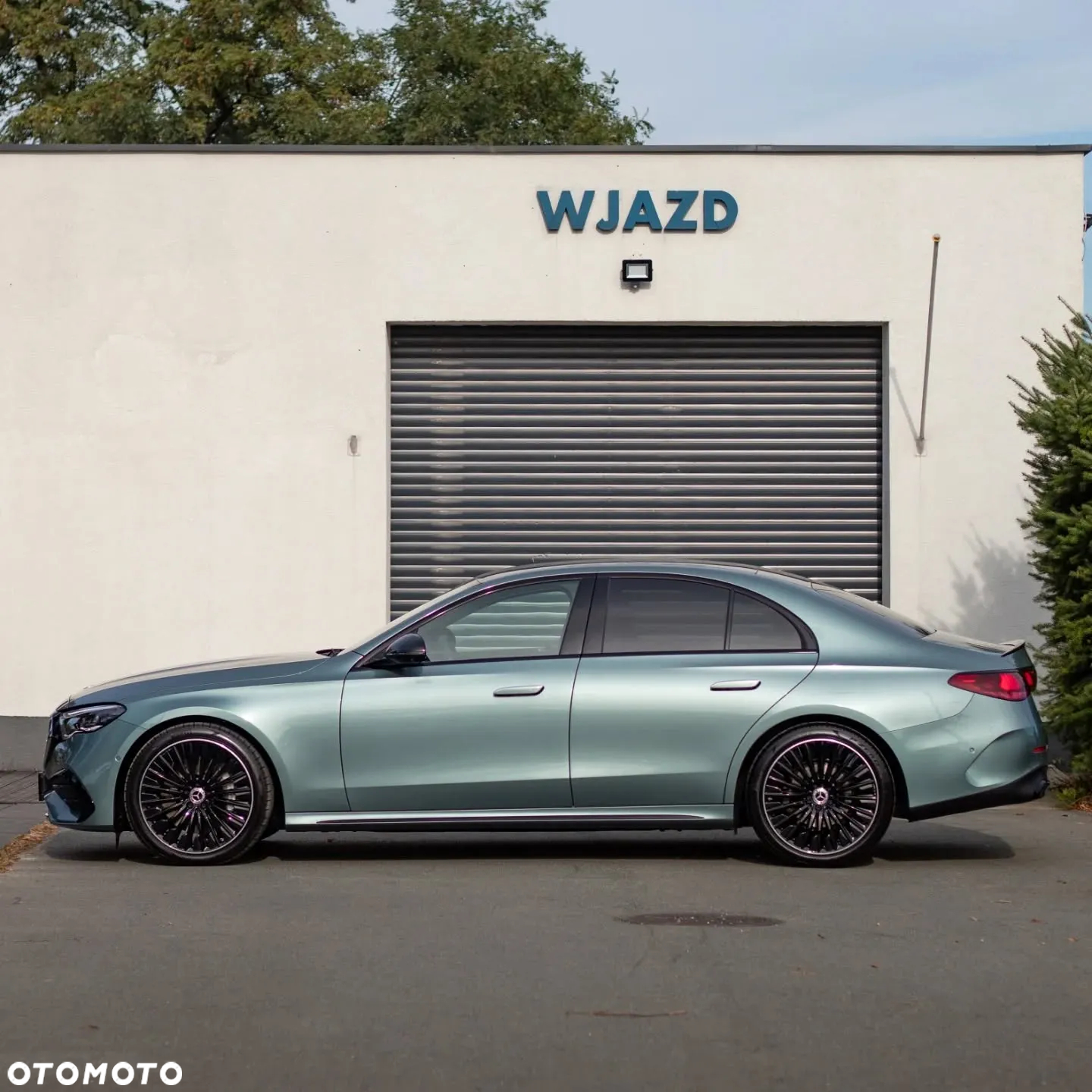 Mercedes-Benz Klasa E 200 AMG - 11