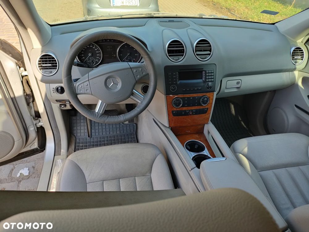Mercedes-Benz ML 350 4Matic 7G-TRONIC - 2