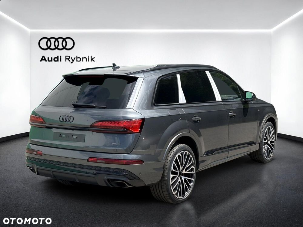 Audi Q7 - 7