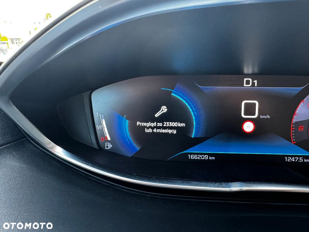 Peugeot 3008 1.5 BlueHDi Allure S&S EAT8 - 19