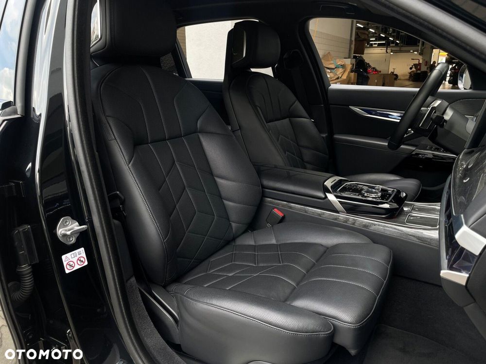 BMW Seria 7 - 13
